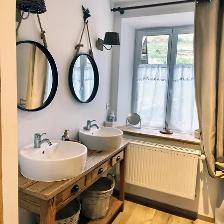 Gite Nature & Calme Au Pied Des Sentiers, 10 Km Gerardmer - 8 A 11 Pers *